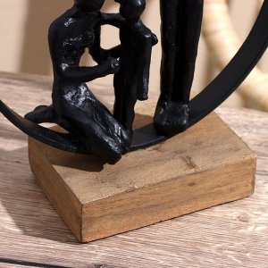Сувенир «Семья», 23x10.5x27 см, полимерная смола, манговое дерево