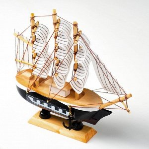 Сувенирная модель корабля «Фараон», борты чёрные, каюты, 3 мачты, белые паруса в полоску