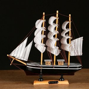 Корабль сувенирный средний «Амалия», микс