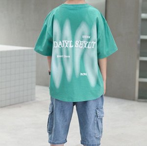 Летний комплект для мальчика: футболка с принтом + джинсовые шорты, светло-бирюзовый/синий