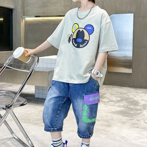 Летний комплект для мальчика (футболка + джинсовые шорты), с принтом, как на фото
