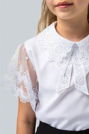 Нарядная блузка для девочки с коротким рукавом