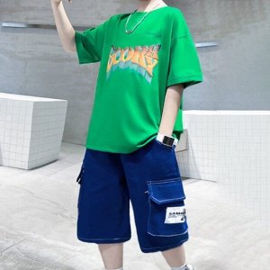 Летний комплект для мальчика: футболка с принтом + шорты с накладными карманами, зеленый/темно-синий