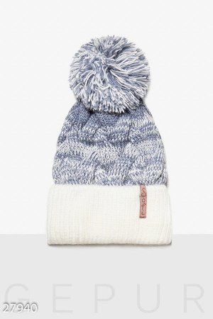 Двухцветная зимняя шапка