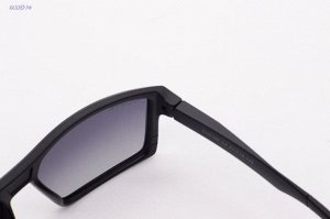 Солнцезащитные очки Clove (Polarized) 6109 C2