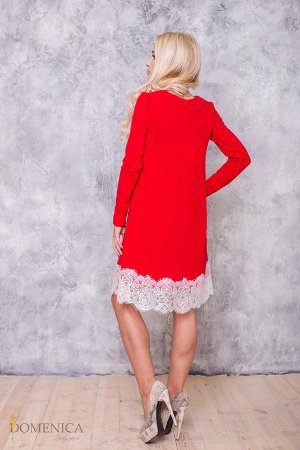 Стильное платье-трапеция с кружевным декором Красный