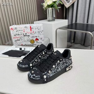 Кроссовки  женские кожаные
