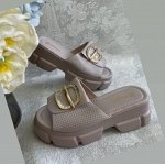 Босоножки женские