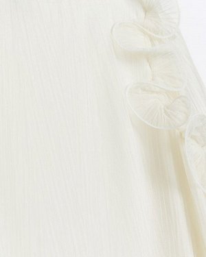 Кремовое платье мини с плиссированной оборкой