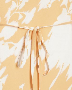 Оранжевое платье-комбинация миди с воротником-хомутом и цветочным принтом