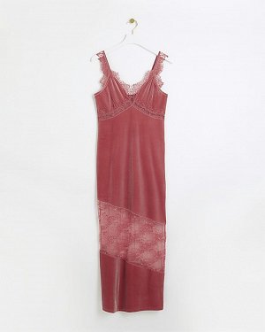 Розовое бархатное кружевное платье-комбинация