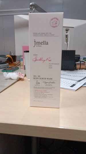 JMELLA (JMSolution) Скраб для тела Игристая роза In France Body Scrub Wash Sparkling Rose, 200 мл