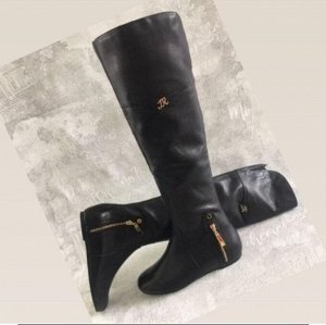 Сапоги женские демисезонные из натуральной кожи без каблука