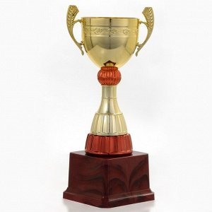 Кубок 104, наградная фигура, золото, подставка пластик, 23.5 см
