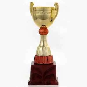 Кубок 104, наградная фигура, золото, подставка пластик, 23.5 см
