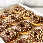 Донат карамель с карамельной начинкой