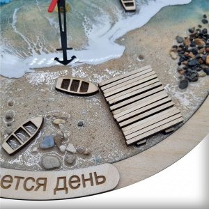 Часы настенные из дерева с морем из эпоксидной смолы