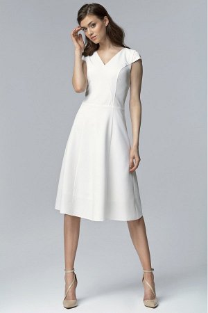 Nife Платье NIFE S60  нужный цвет пишем в примечании к заказу (фуксия;экрю;черный)  60% полиэстер, 35% вискоза, 5% эластан