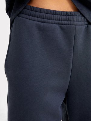 Комплект мужской (джемпер, брюки) в синем цвете