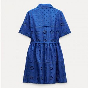 КОРОТКОЕ ПЛАТЬЕ С АЖУРНОЙ ВЫШИВКОЙ, ЯРКО-СИНИЙ | 4786/085