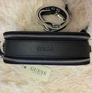 Сумочка GUESS