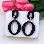 Серьги пластиковые матовые кольца черные