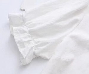 Блуза с квадратным вырезом, подол -баска, рукав фонарик, белый