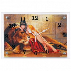 Часы настенные, серия: Животный мир, "Царица со львом", 25х35 см