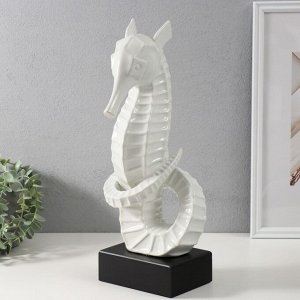 Фигурка керамика «Морской конек», белый, 15x12.5x42.5 см