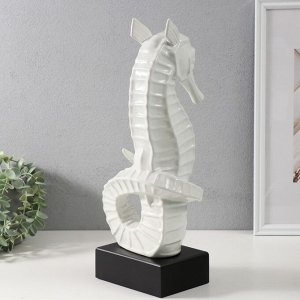 Фигурка керамика «Морской конек», белый, 15x12.5x42.5 см
