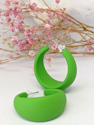 Серьги кольца матовые зеленые