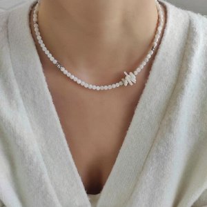 Сет из перламутра и коралла в белом металле