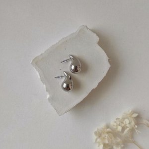 Серьги капли в белом металле