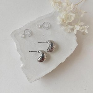 Серьги- капли с фактурной поверхностью