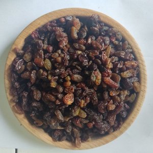 Изюм коричневый