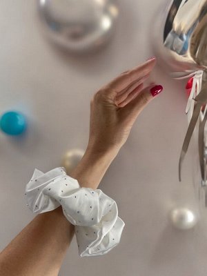 Большая шелковая  резинка со стразами