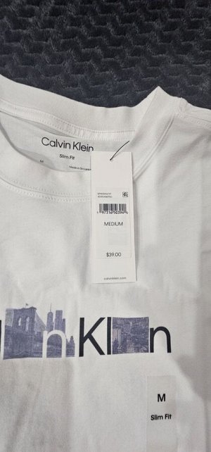 Белая футболка calvin klein
