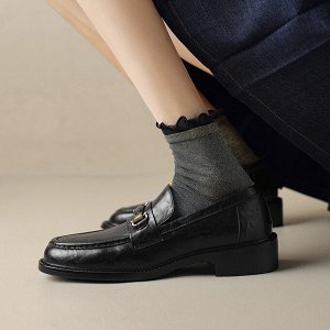 Женские лоферы с металлической пряжкой, черный