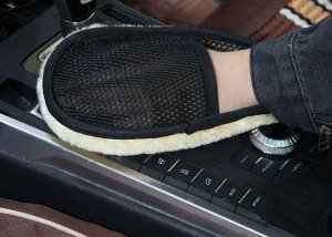 Мягкая шерстяная перчатка для авто