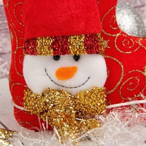 Подарочная упаковка "Сапожок" красный со снеговиком и завязками