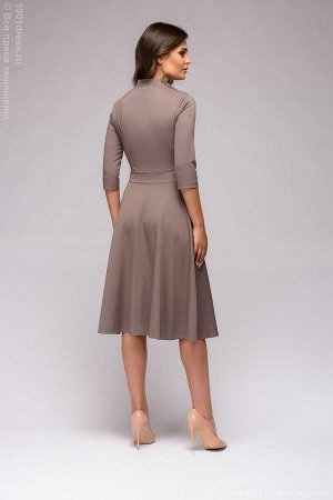 Платье цвета мокко длины миди с декоративной отделкой пояса