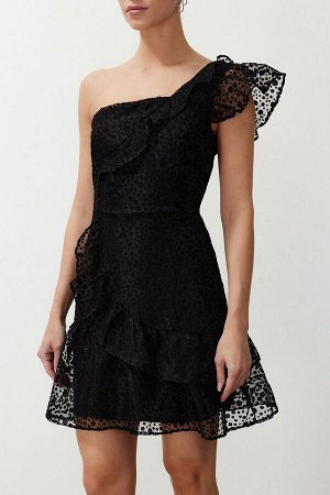 Черное элегантное вечернее платье с короткими рукавами и открытой талией из кружева