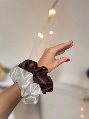 Две большие шелковые резинки в наборе