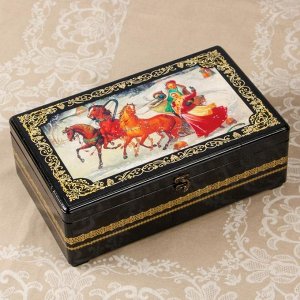 Шкатулка - сундук «Пара на тройке лошадей», лаковая миниатюра, 32х19,5х11 см