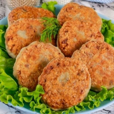 Кижуч фарш, стейк,  малосоленые ломтики. Креветка, минтай.