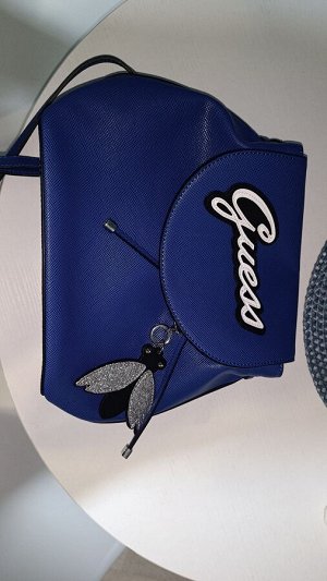Рюкзак GUESS