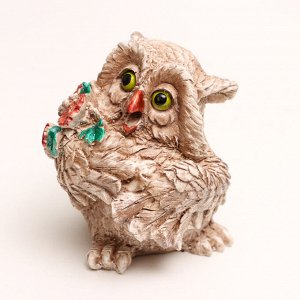 Фигурка гипс «Сова с букетом», 8x6x6 см