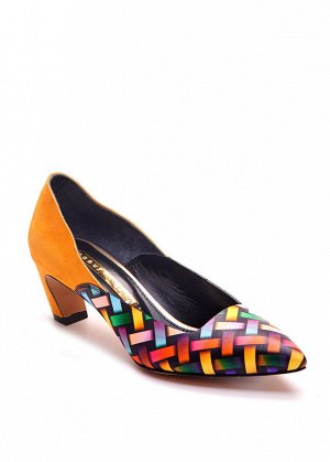Туфли Кожа с цветным геометрическим принтом, замша цвета манго. Высота каблука 5,5см
