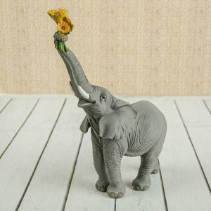 Сувенир "Слон с ромашками" 12х6,5х18 см
