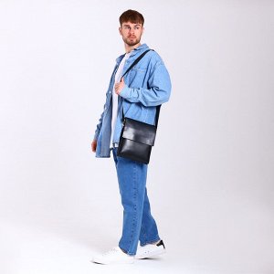 Сумка планшет мужская, 3 отдела на молнии, 2 наружных кармана, регулируемый ремень, чёрная